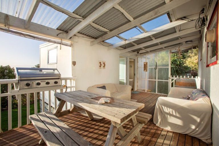 Photo of property in 30a Akitio Esplanade, Akitio, Pongaroa, 4991