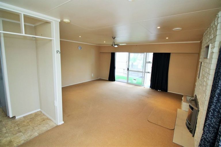 Photo of property in 8 Ngatuku Place, Tokoroa, 3420