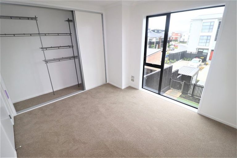 Photo of property in 34 Hobsonville Point Road, Hobsonville, Auckland, 0616