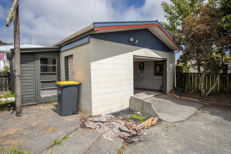 Photo of property in 9 Sturge Street, Cobden, Greymouth, 7802