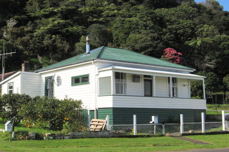 Photo of property in 100 Campbell Street, Thames, 3500