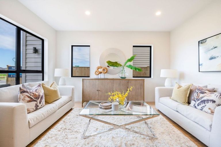 Photo of property in 52 Tir Conaill Avenue, Flat Bush, Auckland, 2019