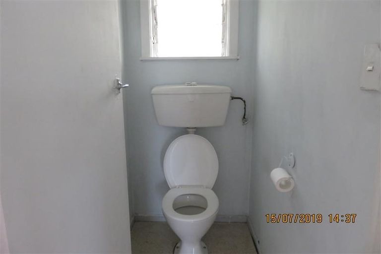 Photo of property in 382 West Coast Road, Glen Eden, Auckland, 0602