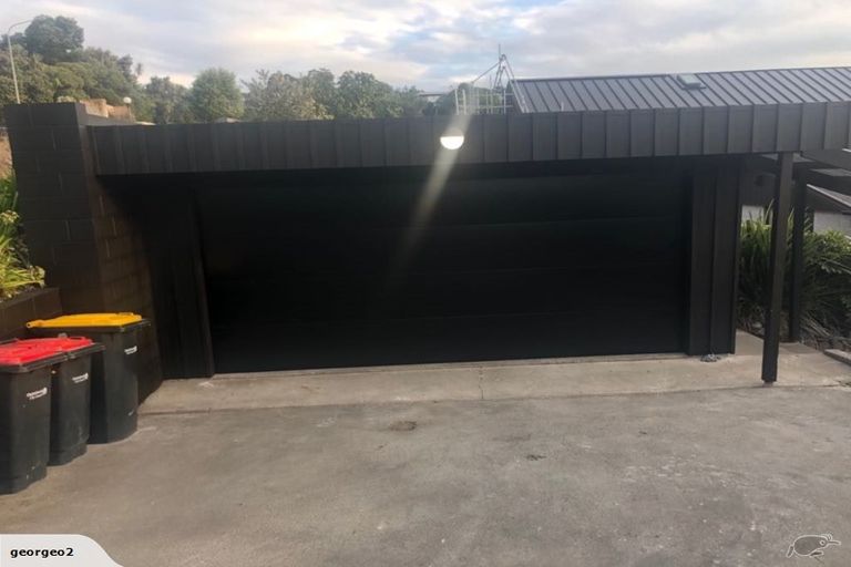 Photo of property in 281 Cannon Hill Crescent, Mount Pleasant, Christchurch, 8081