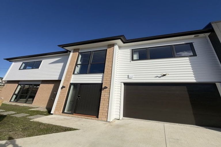 Photo of property in 44b Orams Road, Hillpark, Auckland, 2102