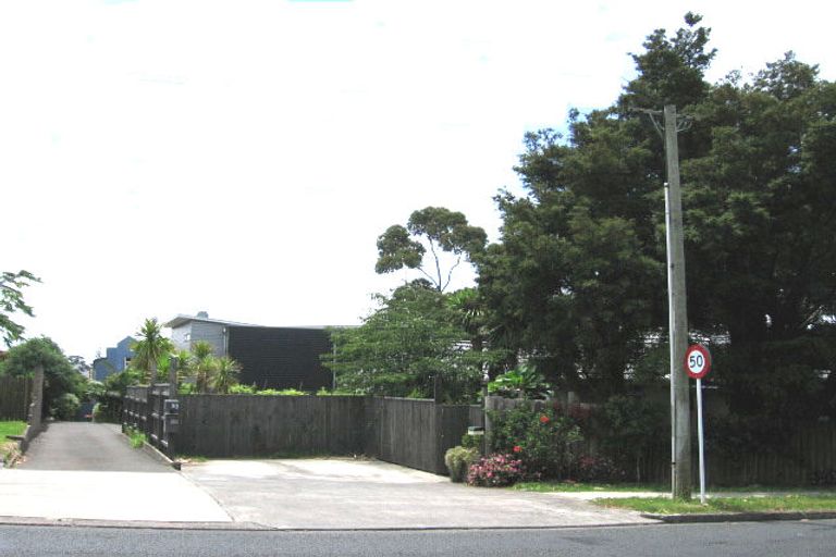 Photo of property in 207a Meola Road, Point Chevalier, Auckland, 1022