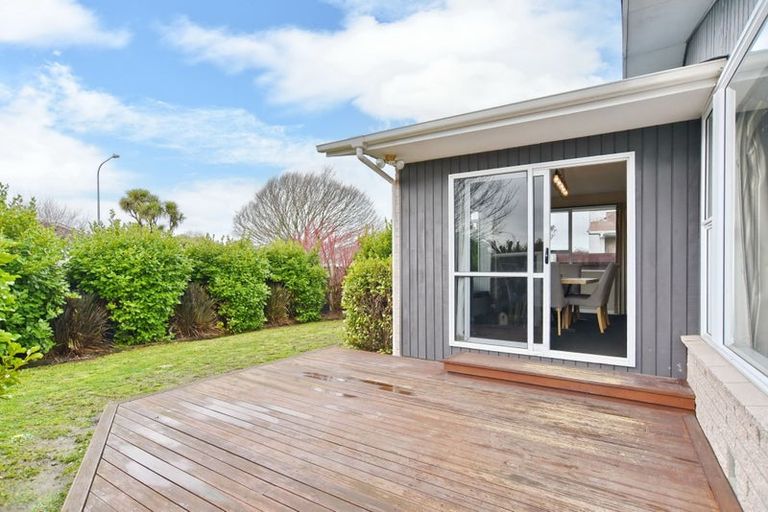Photo of property in 54 Oriana Crescent, Hornby, Christchurch, 8042