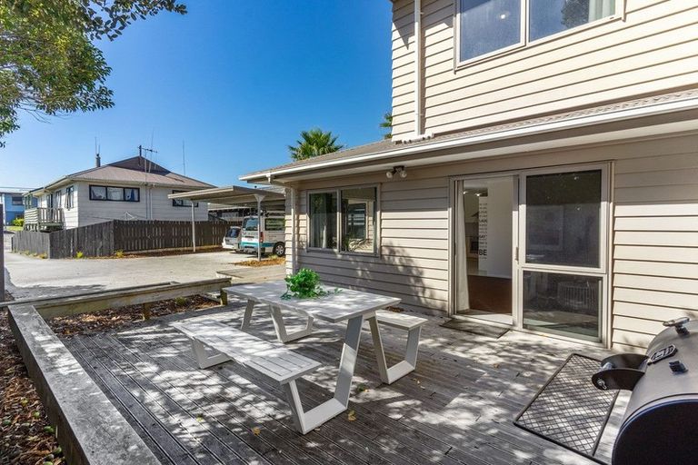 Photo of property in 34b Simpson Road, Papamoa Beach, Papamoa, 3118