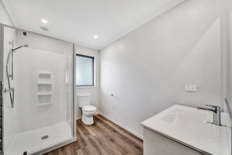 Photo of property in 20 County Drive, Hawera, 4610