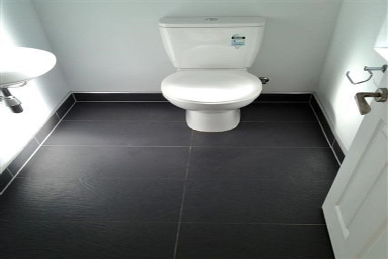 Photo of property in 8 Bushpark Place, Flat Bush, Auckland, 2016