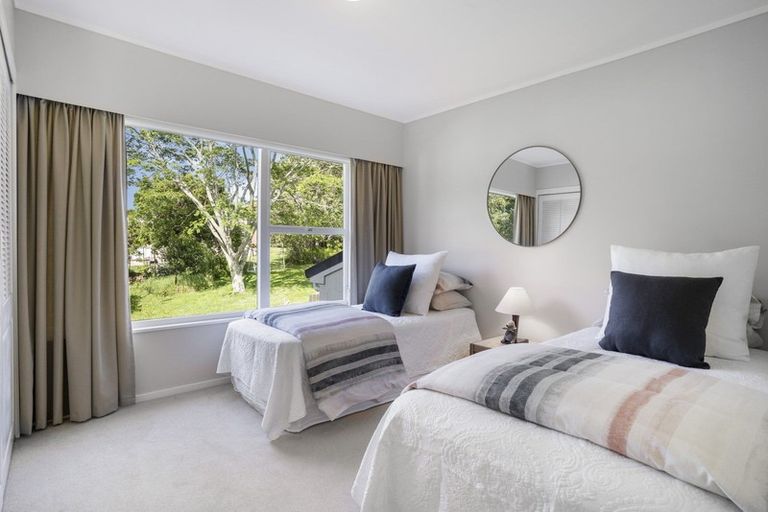 Photo of property in 11 Northgrove Avenue, Hillcrest, Auckland, 0627