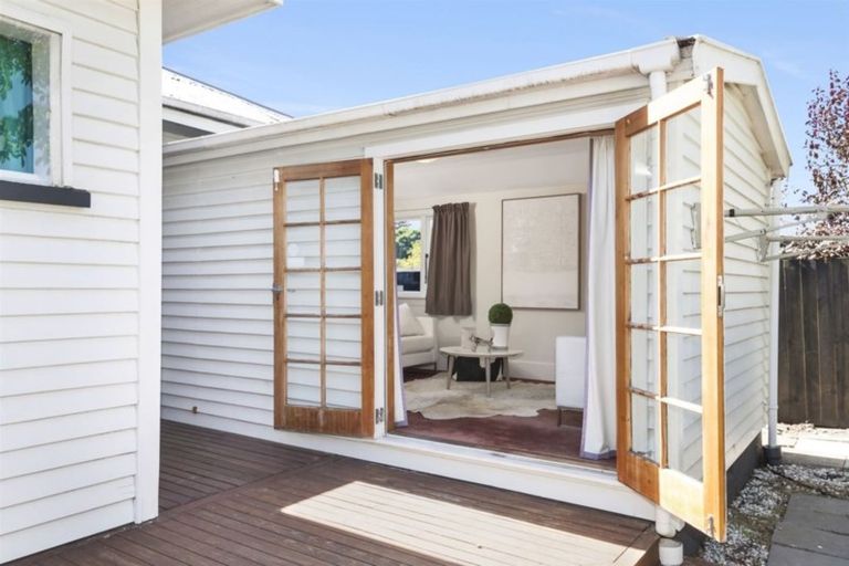 Photo of property in 2/35 Rutland Street, St Albans, Christchurch, 8014