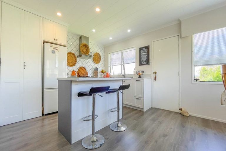 Photo of property in 15 Hillcrest Street, Tirau, 3410