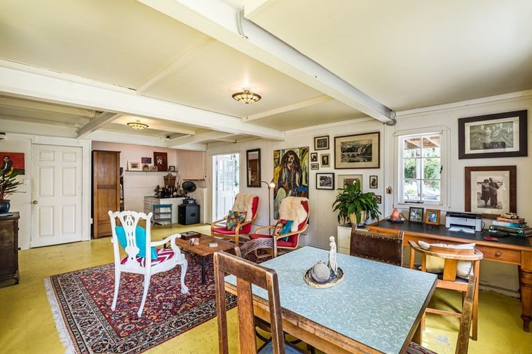 Photo of property in 24a Cautley Street, Stanley Point, Auckland, 0624