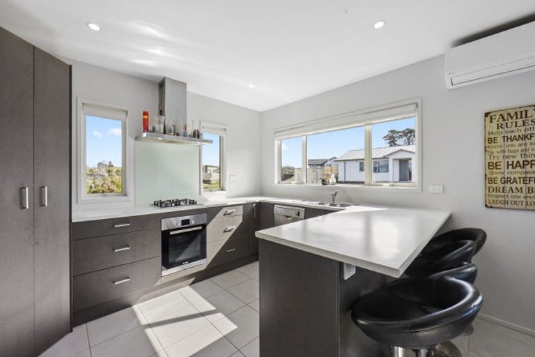 Photo of property in 30 Longview Street, Mangawhai, 0505