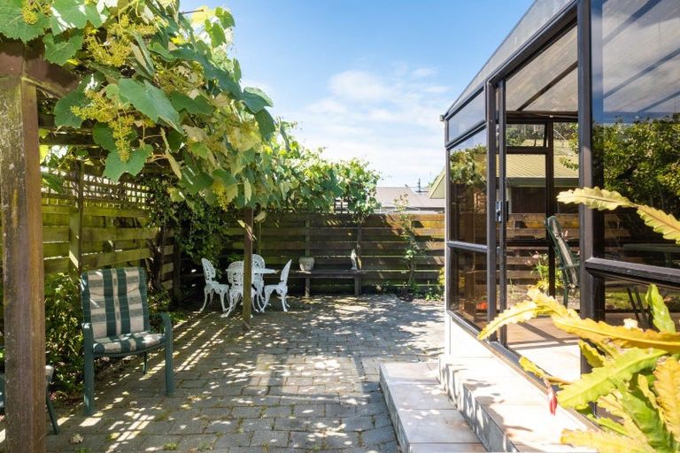 Photo of property in 40 Hetley Crescent, Taradale, Napier, 4112