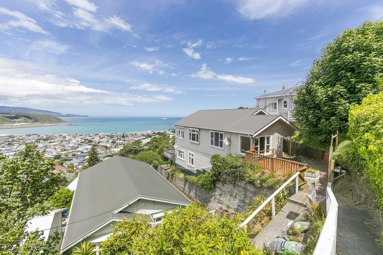 Photo of property in 95 Rodrigo Road, Melrose, Wellington, 6023