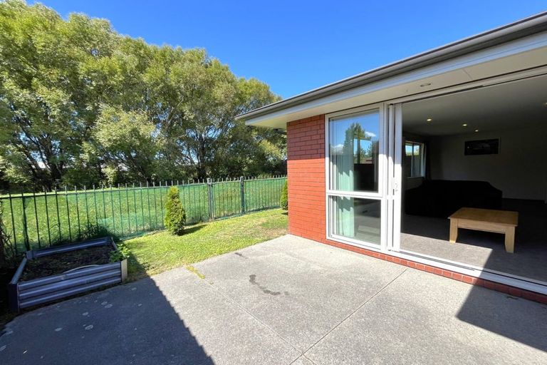 Photo of property in 18 Date Crescent, Aidanfield, Christchurch, 8025