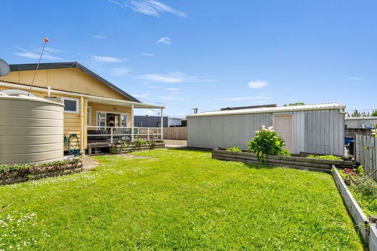 Photo of property in 5 Ruawai Wharf Road, Ruawai, 0530