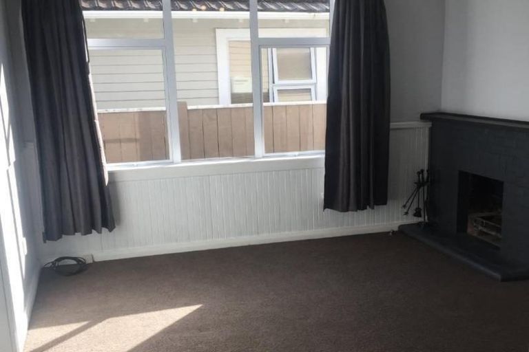 Photo of property in 14 Ngaio Street, Strandon, New Plymouth, 4312