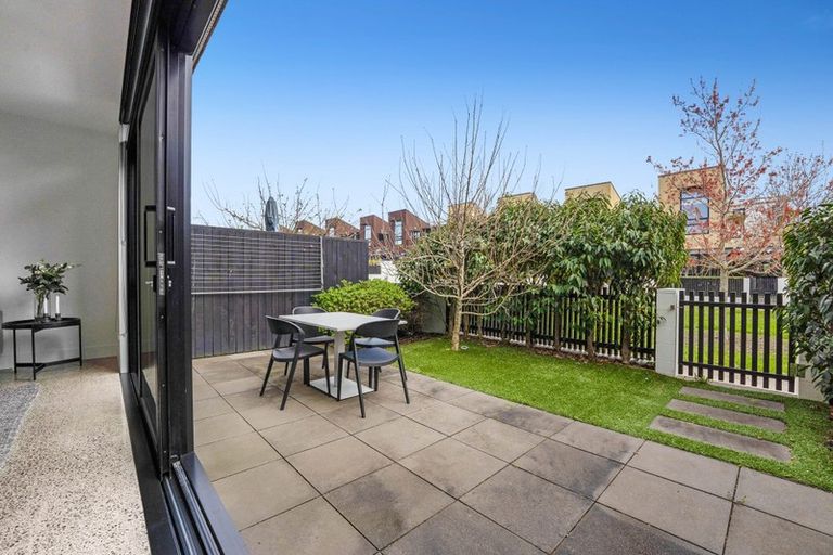 Photo of property in 13 Isitt Road, Hobsonville, Auckland, 0616