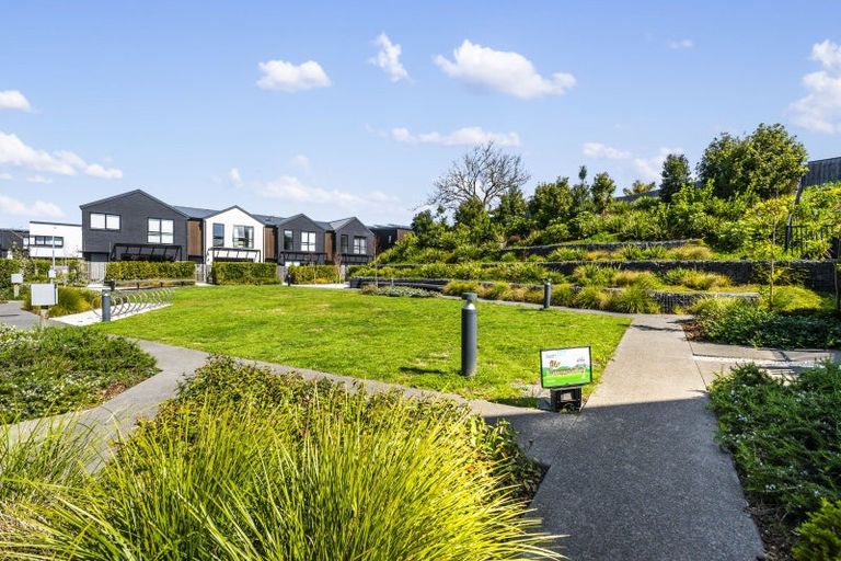 Photo of property in 105 Mangahoe Road, Mount Wellington, Auckland, 1062