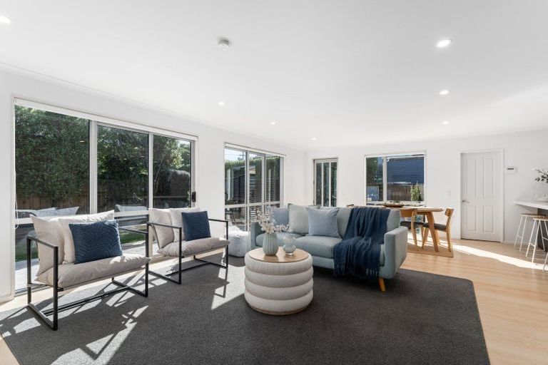 Photo of property in 8a Queen Street, Brighton, Dunedin, 9035