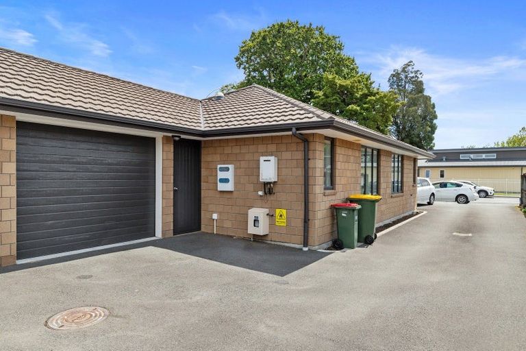 Photo of property in 2/193 Massey Street, Frankton, Hamilton, 3204