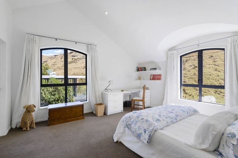 Photo of property in 94 Sumnervale Drive, Sumner, Christchurch, 8081