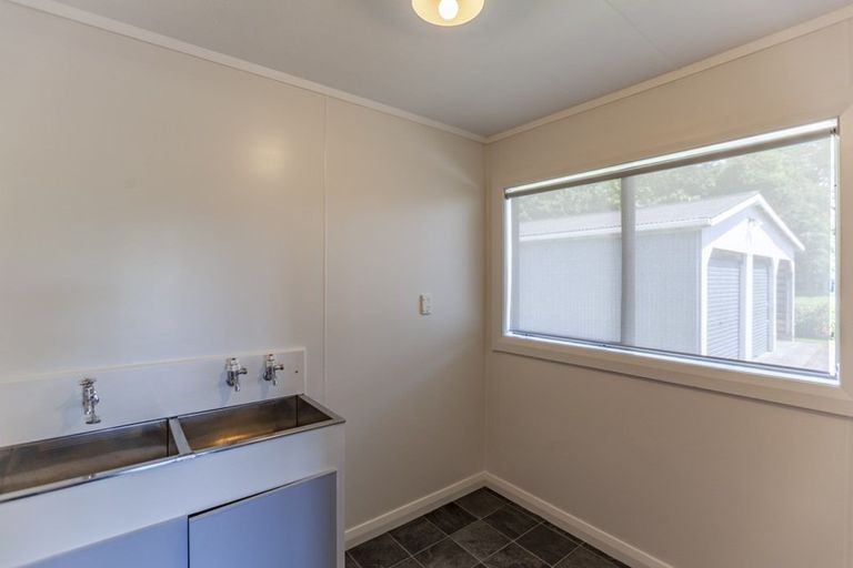 Photo of property in 196 Clinton-makaretu Road, Ashley Clinton, Takapau, 4286