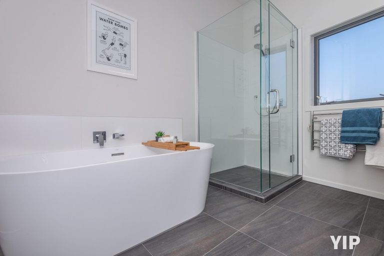 Photo of property in 3 Salmont Place, Kelburn, Wellington, 6012