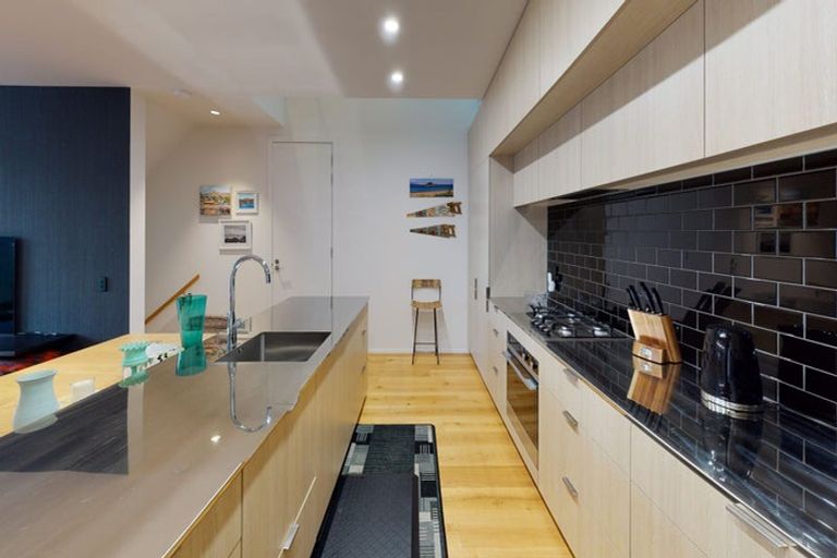 Photo of property in 43 Erica Pabst Way, Island Bay, Wellington, 6023