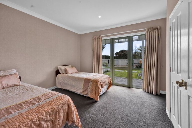 Photo of property in 484 Corbett Road, Lepperton, New Plymouth, 4373