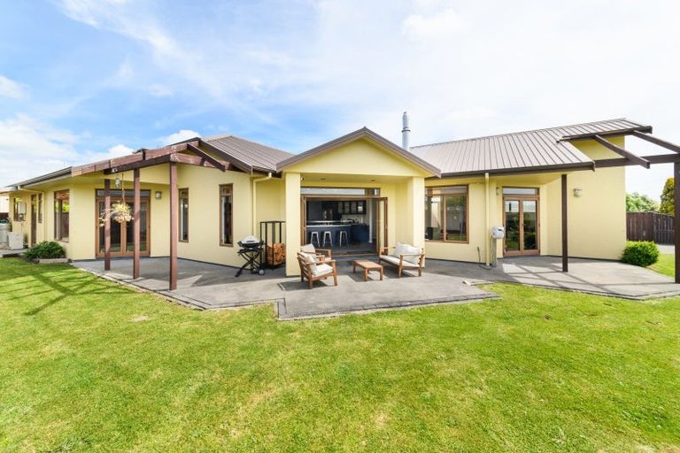 Photo of property in 196 Kelvin Grove Road, Kelvin Grove, Palmerston North, 4414