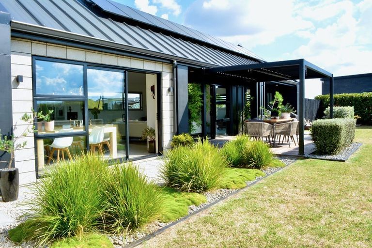 Photo of property in 16 Kaniera Terrace, Cambridge, 3434