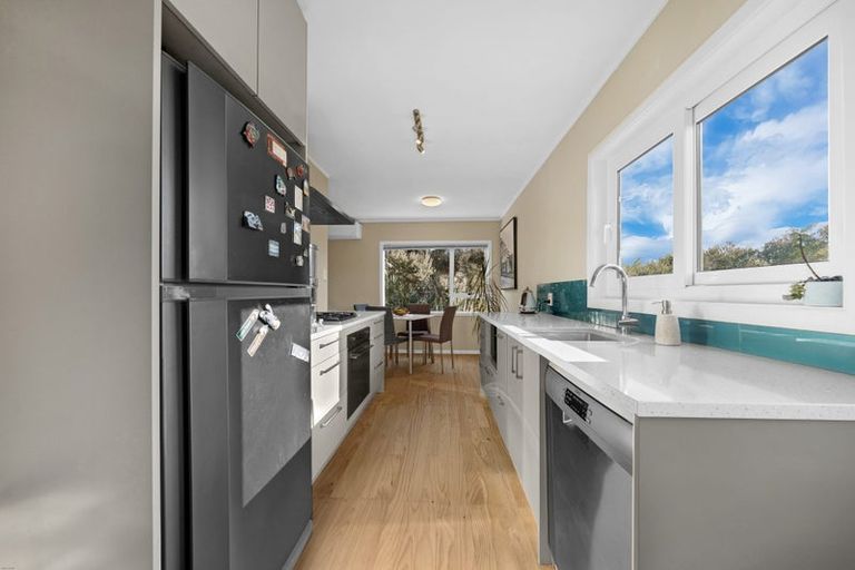 Photo of property in 107 Birkdale Road, Birkdale, Auckland, 0626