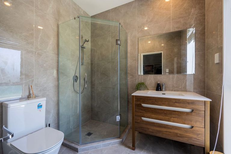 Photo of property in 7 Ropere Street, Kumeu, 0810