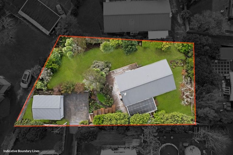 Photo of property in 107 Birkdale Road, Birkdale, Auckland, 0626