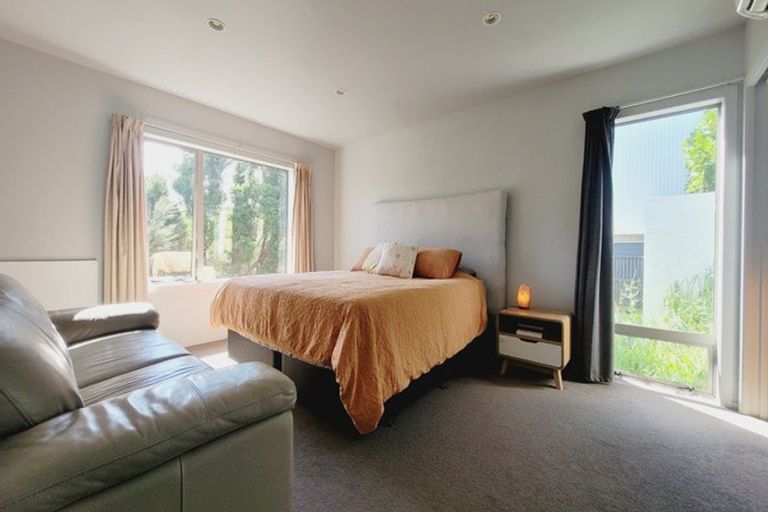 Photo of property in 58 Saint Ives Drive, Camborne, Porirua, 5026