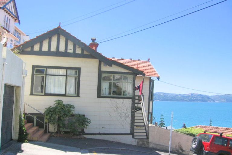 Photo of property in 7 Oriental Terrace, Oriental Bay, Wellington, 6011
