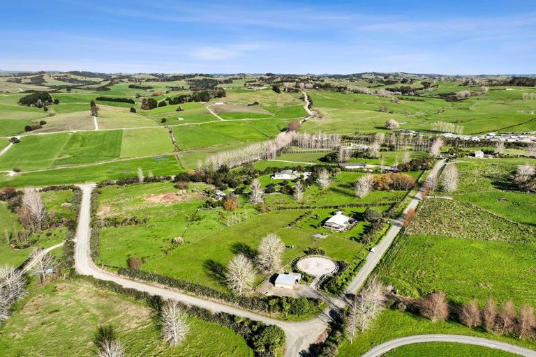 Photo of property in 39 Lara Lane, Kaiwaka, 0573