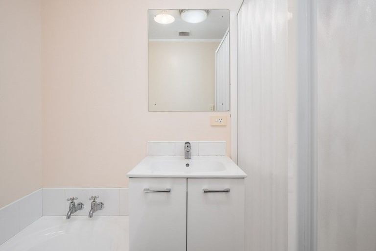 Photo of property in 92 Ormond Road, Whataupoko, Gisborne, 4010