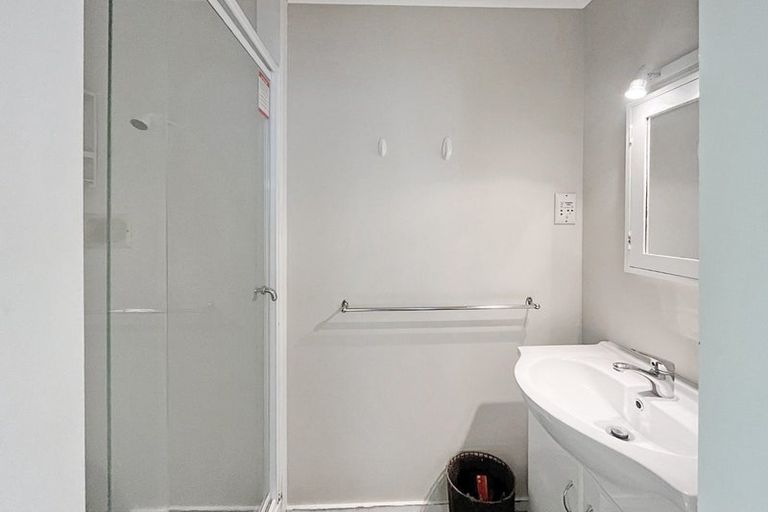 Photo of property in 2 Alaska Court, Awapuni, Palmerston North, 4412