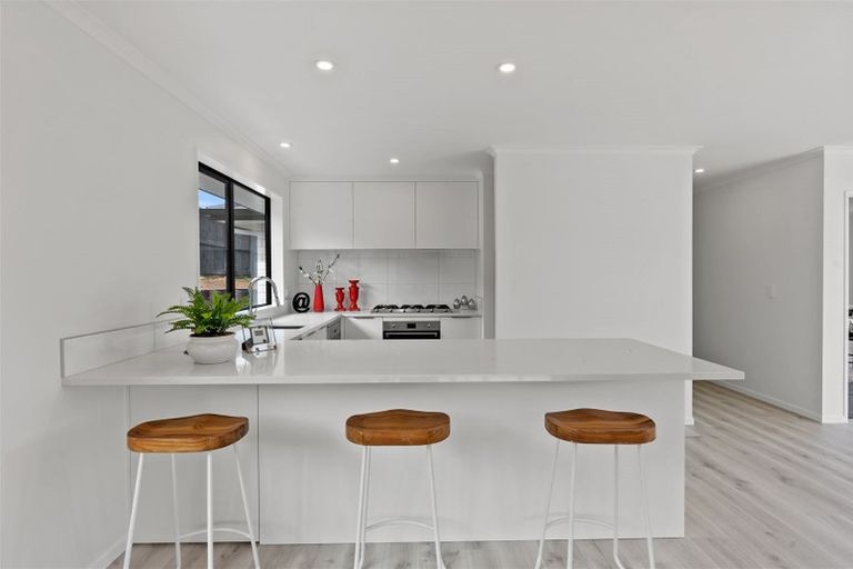 Photo of property in 16 Aitkenhead Street, Pokeno, 2402