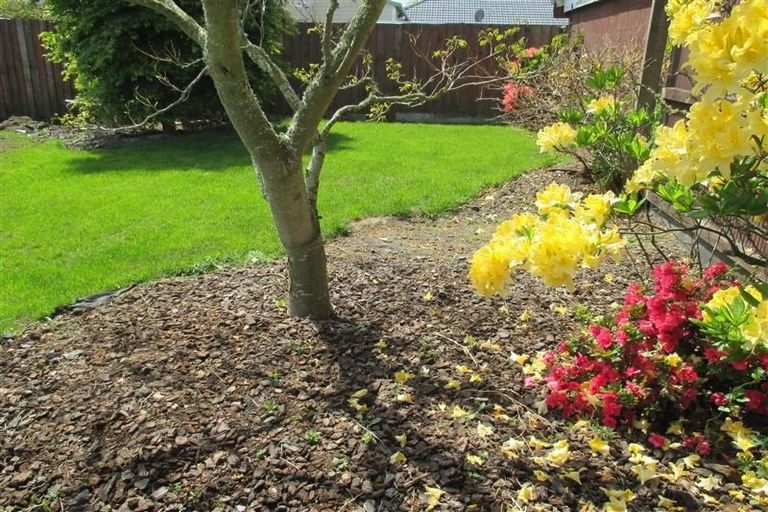 Photo of property in 10 Fairmile Place, Russley, Christchurch, 8042