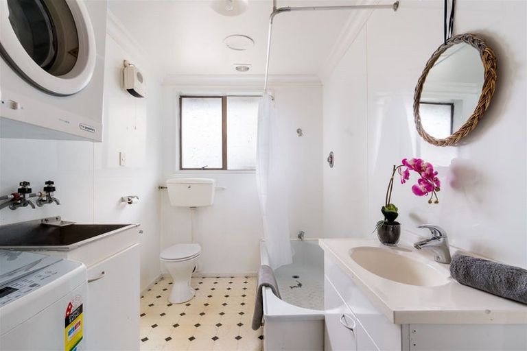 Photo of property in 86d Reid Road, South Dunedin, Dunedin, 9012