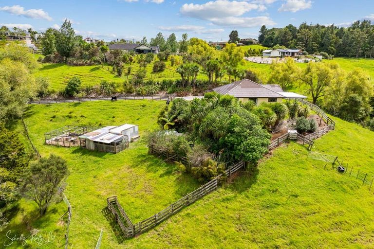 Photo of property in 5 Judd Road, Maungaturoto, 0520