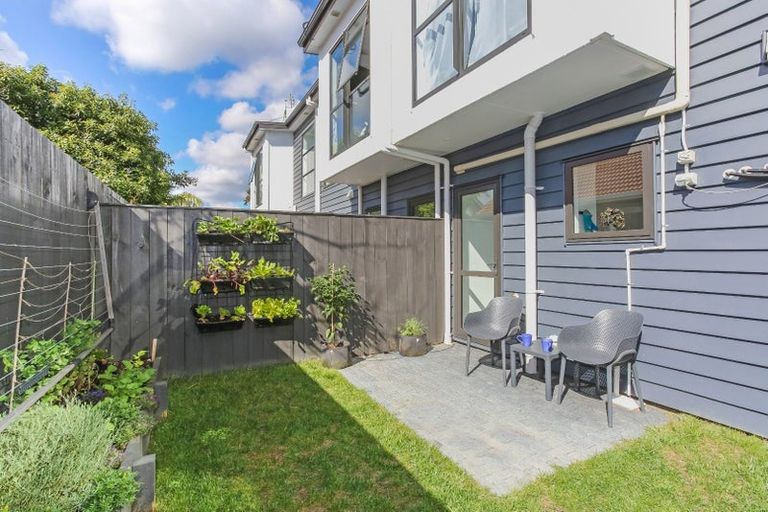 Photo of property in 13 Pasla Close, Papakura, 2110