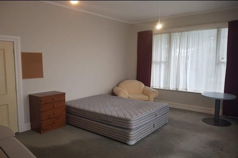 Photo of property in 1 Collina Terrace, Thorndon, Wellington, 6011