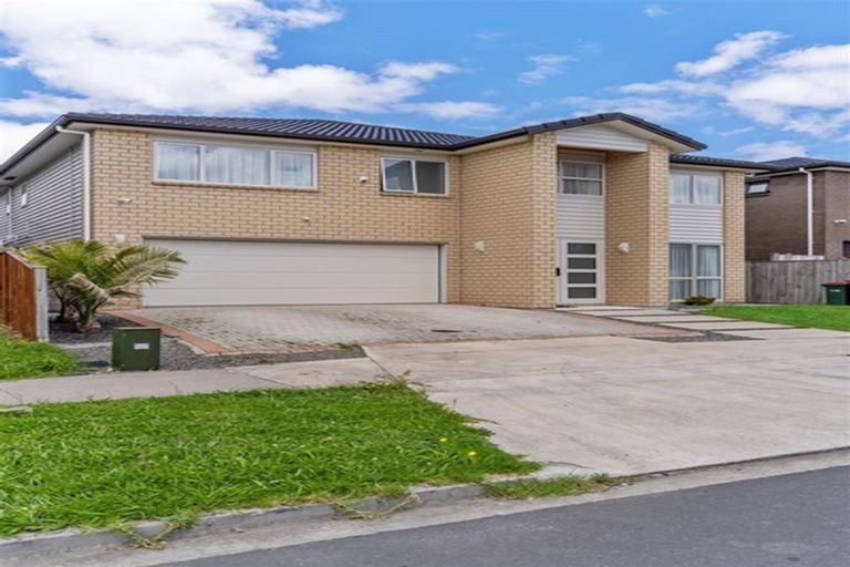 Photo of property in 13 Eastfield Avenue, Flat Bush, Auckland, 2019